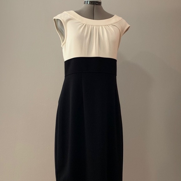 Calvin Klein Dresses & Skirts - Calvin Klein colorblock black/cream sheath dress
